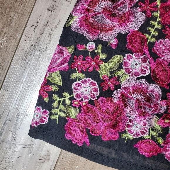 INC International Concepts Stitched Floral Tank Top Size Small EUC - Picture 4 of 15